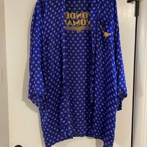 Vintage Silk wonder woman robe!